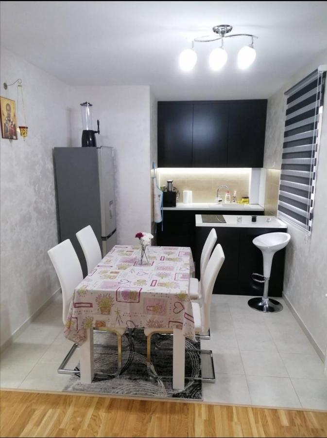 Nenadovic Apartman Obrenovac  Kültér fotó