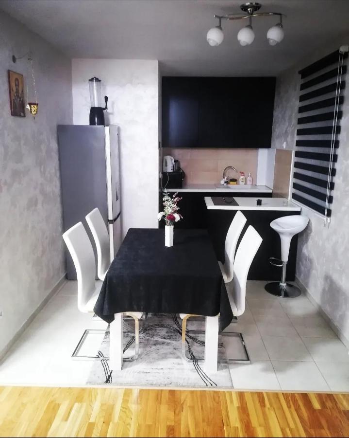 Nenadovic Apartman Obrenovac  Kültér fotó
